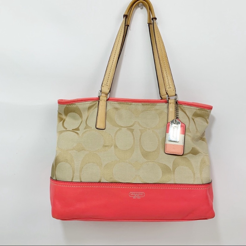 Coach Hamptons Coral And Tan Weekend Tote Euc